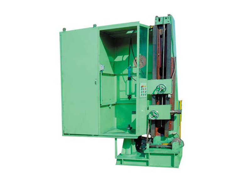 手動(dòng)仿形車床